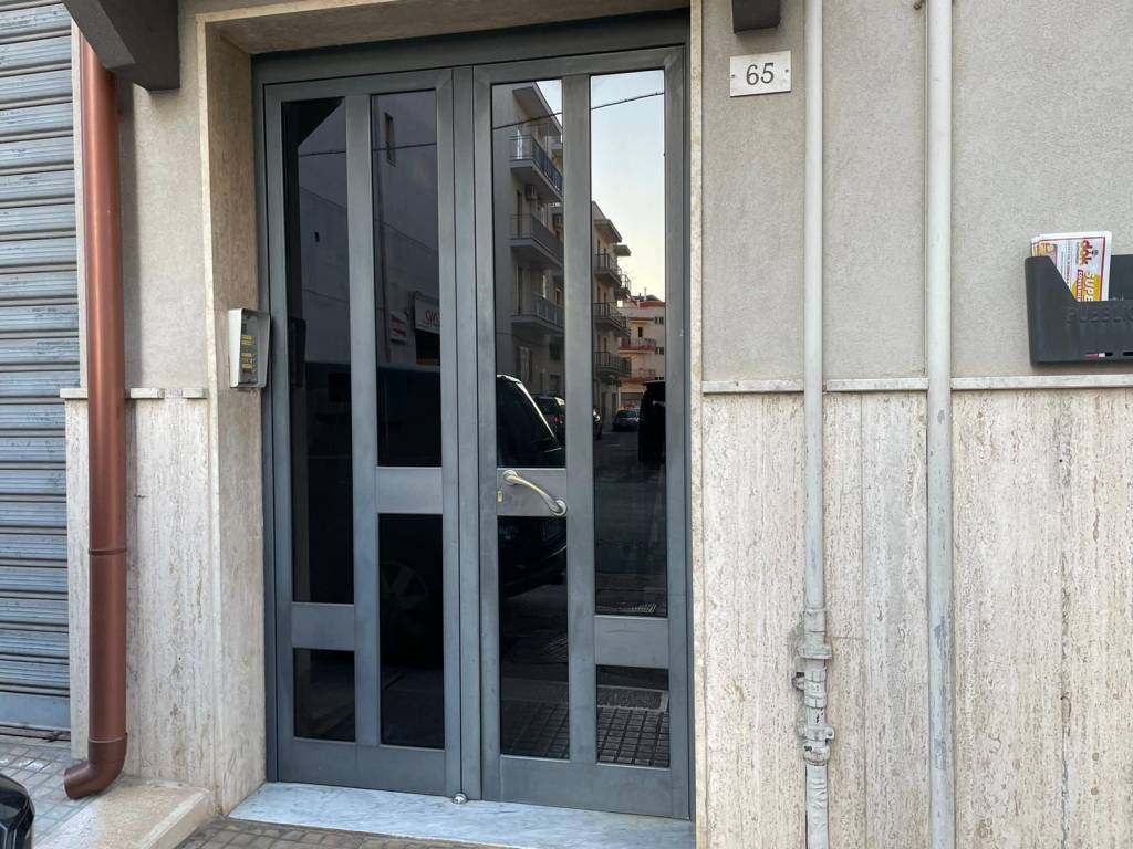 Appartamento a Ceglie messapica in Via Giacomo Matteotti, 65 - Foto 3
