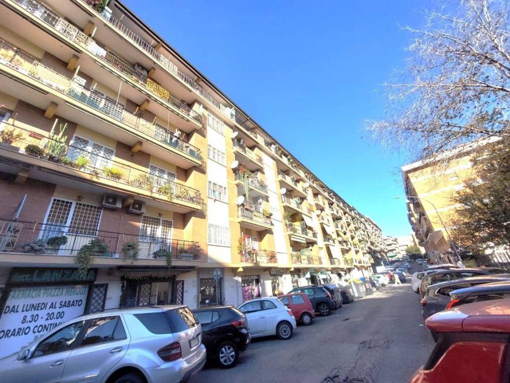 Immobile a Roma in Piazza Pietro Merolli, 23 - Foto 3