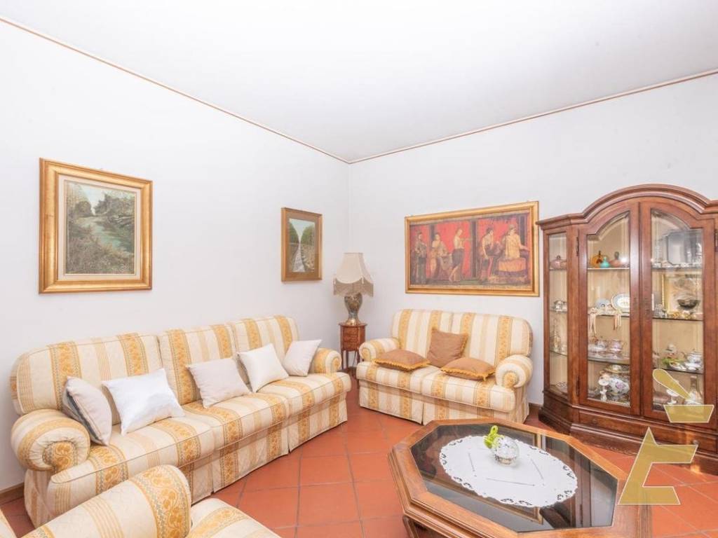 Villa a Valenza in FRATELLI DI DIO, 9 - Foto 3
