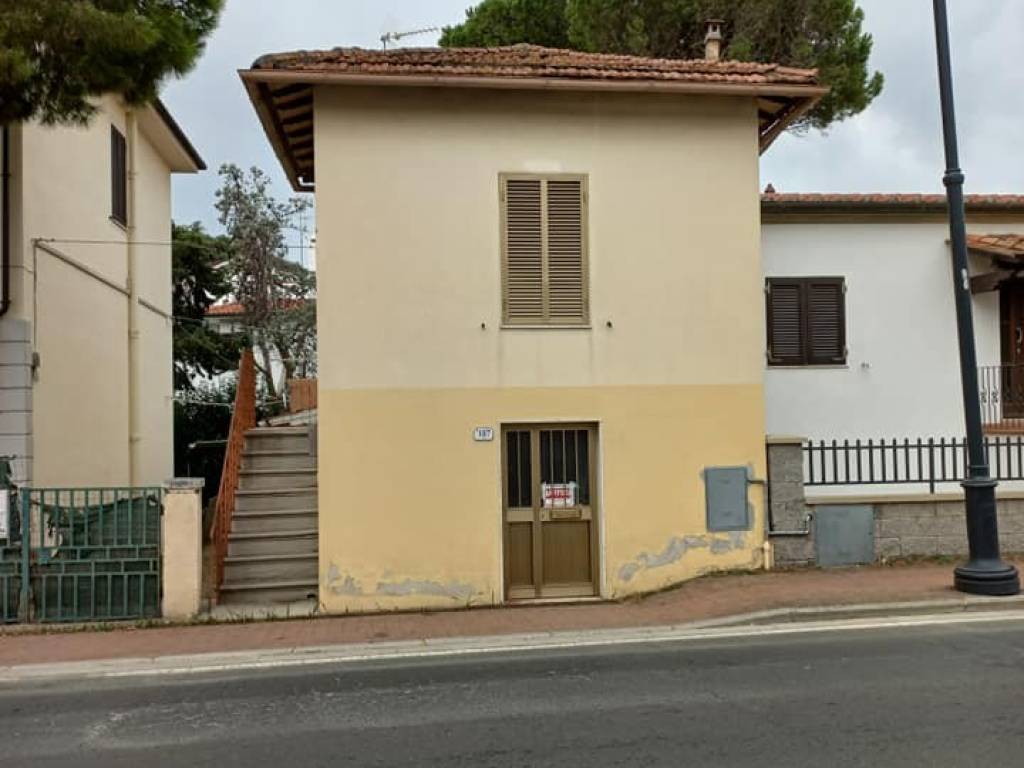 Casa indipendente a Rosignano marittimo in Via Aurelia, 187 - Foto 3