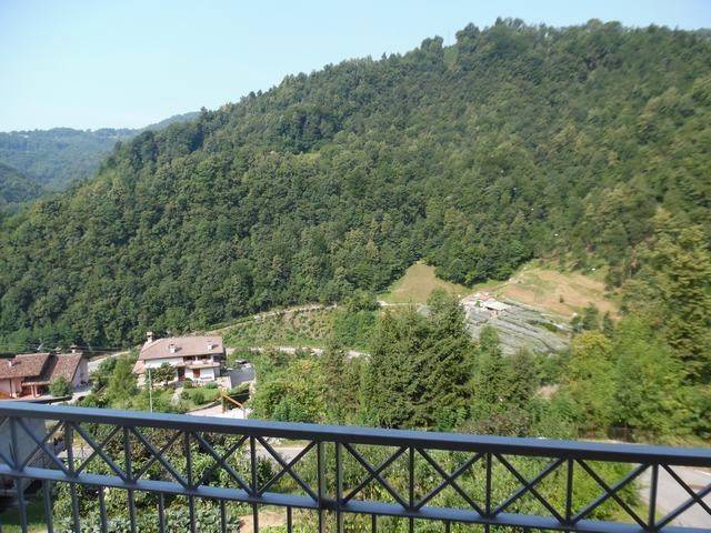 Appartamento a Val brembilla in Via Casesopra, 17 - Foto 3