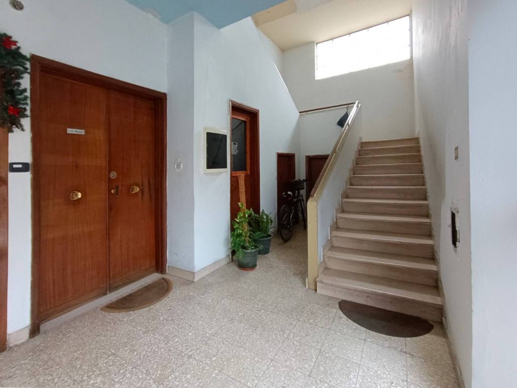 Appartamento a Cosenza in Via Tommaso Arnoni, 5 - Foto 2