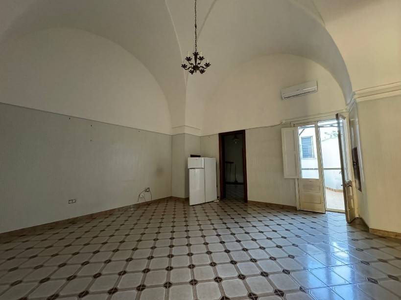 Appartamento a Lequile in Via Magenta - Foto 4