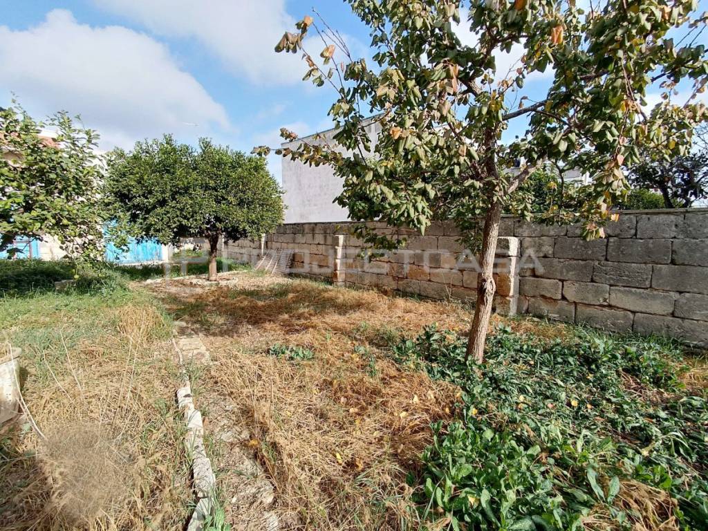 Terreno a Botrugno in Via Tagliamento - Foto 5