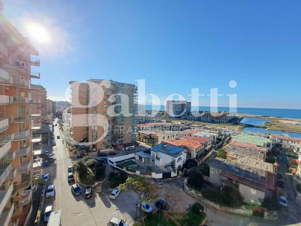 Appartamento a Castel volturno in Viale delle Mimose, 1 - Foto 5