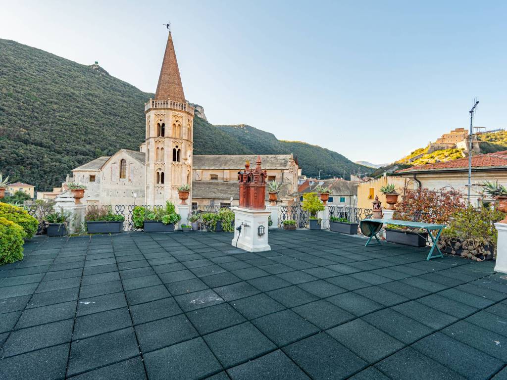 Appartamento a Finale ligure in Via Domenico Brunenghi - Foto 4