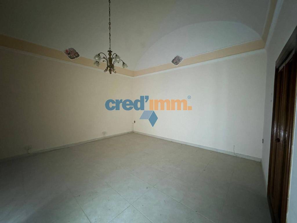 Appartamento a Bisceglie in Via Massimo d'Azeglio - Foto 2
