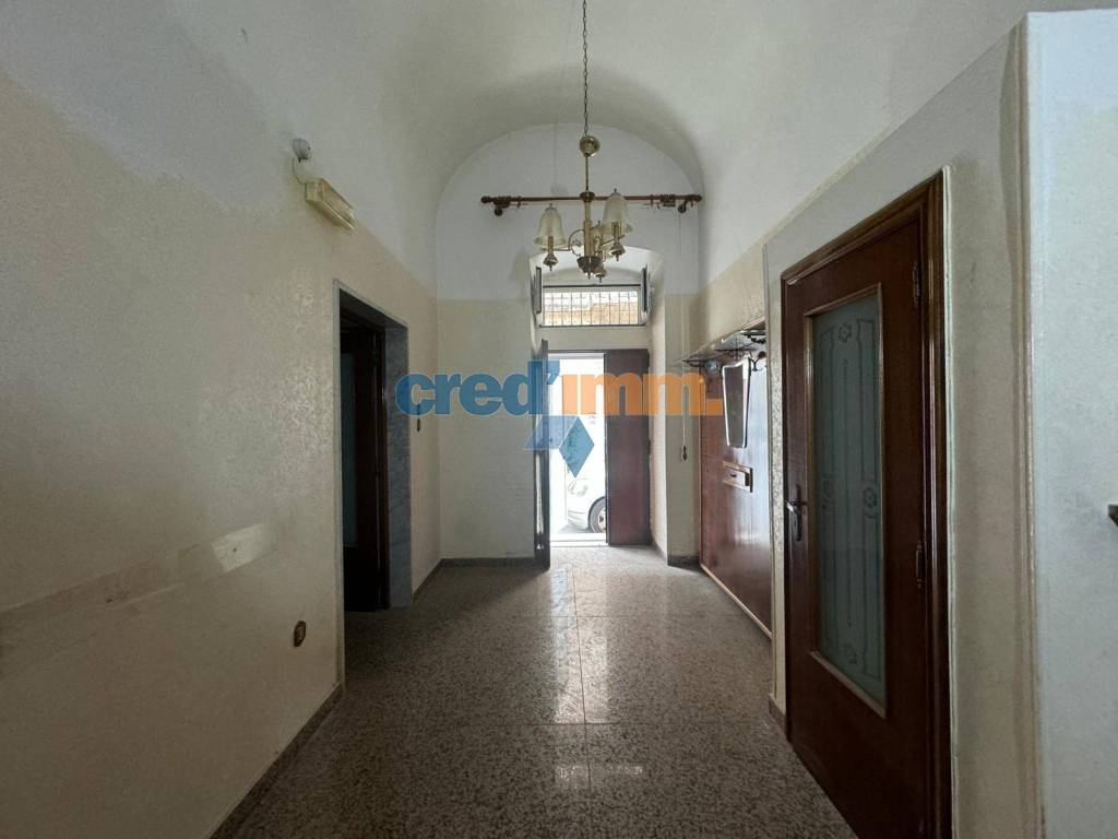 Appartamento a Bisceglie in Via Massimo d'Azeglio - Foto 4