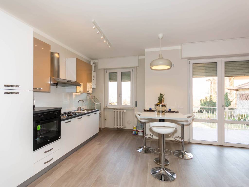 Appartamento a Arona in Via Dormelletto - Foto 4