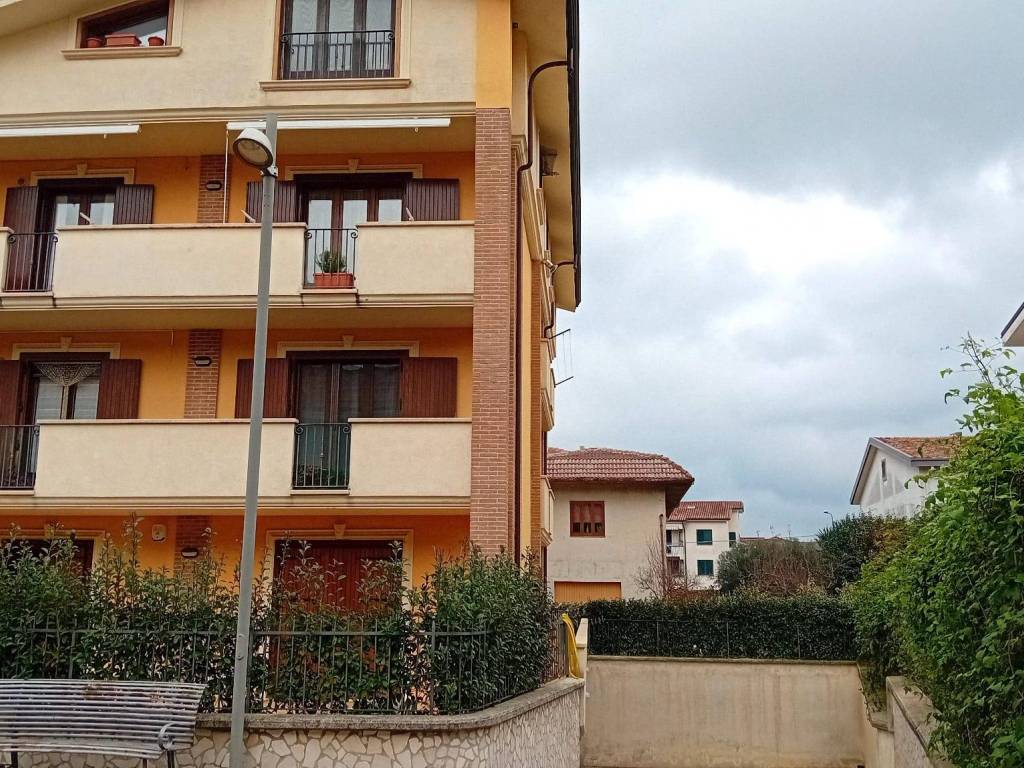 Appartamento a Airola in Via Matilde Serao - Foto 5