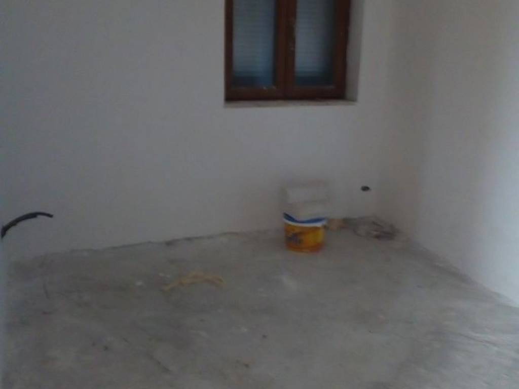 Appartamento a Tagliacozzo in Via Sfratati - Foto 4