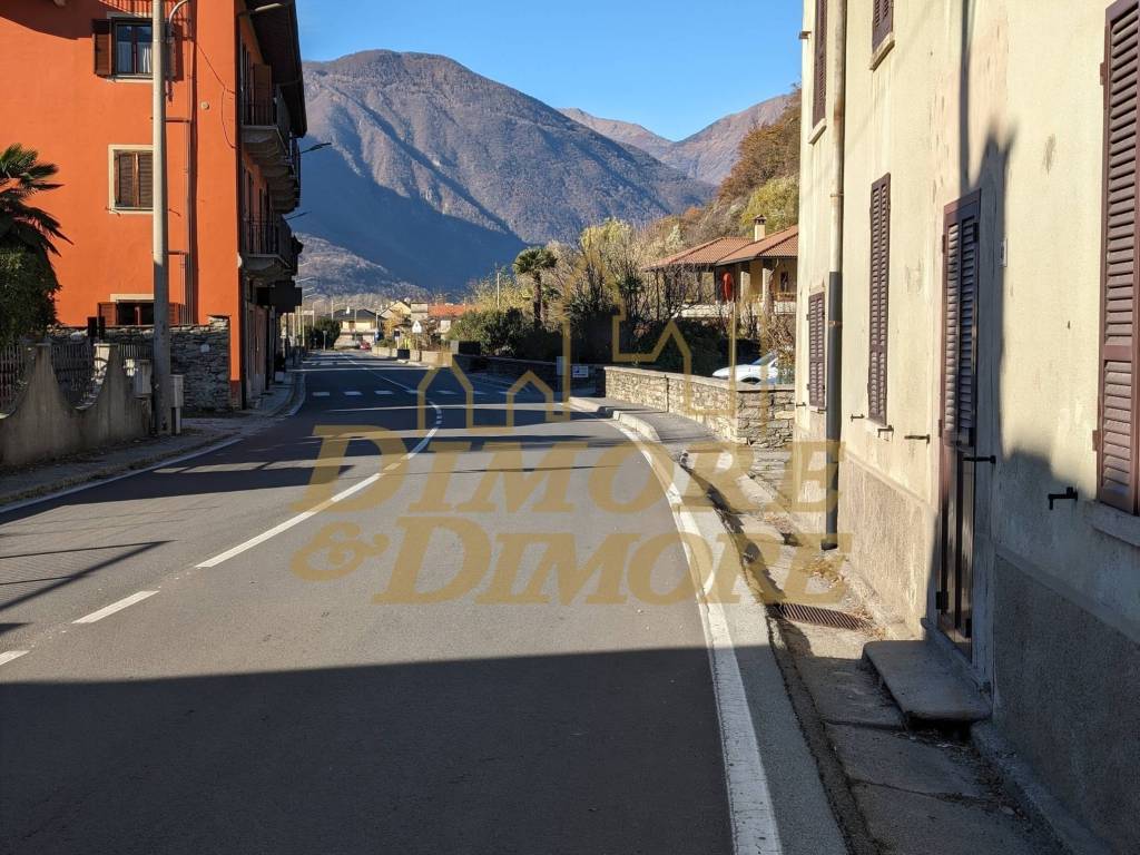 Villa a Vogogna in via Nazionale, 41 - Foto 4