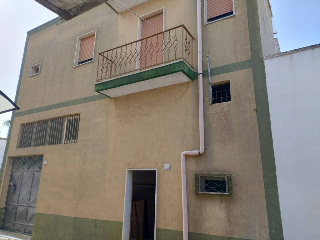Appartamento a Guagnano in Via dello Statuto, 10 - Foto 2