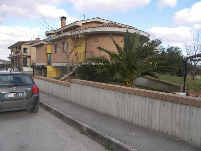 Villa a Monte roberto - Foto 5