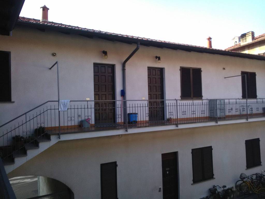 Appartamento a Cassano magnago in Via Giuseppe Mazzini, 5 - Foto 3
