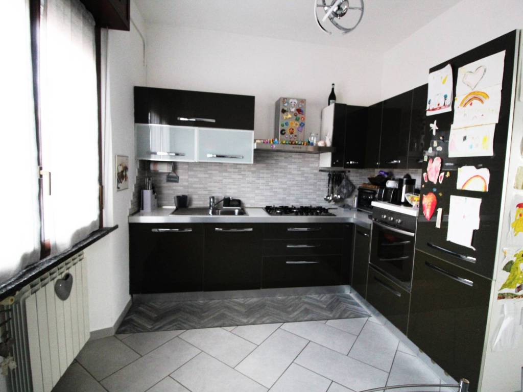 Appartamento a Gorla minore in Via Roma, 11 - Foto 5