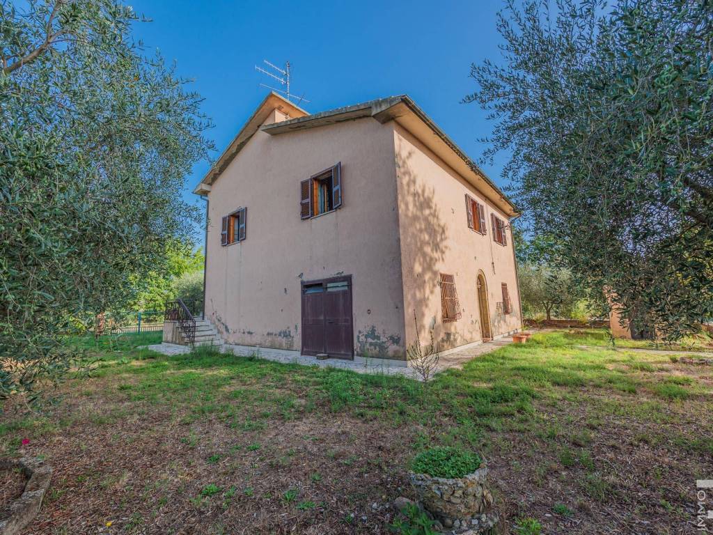 Rustico / casale a Sorano in Strada Provinciale Sovana - Foto 4