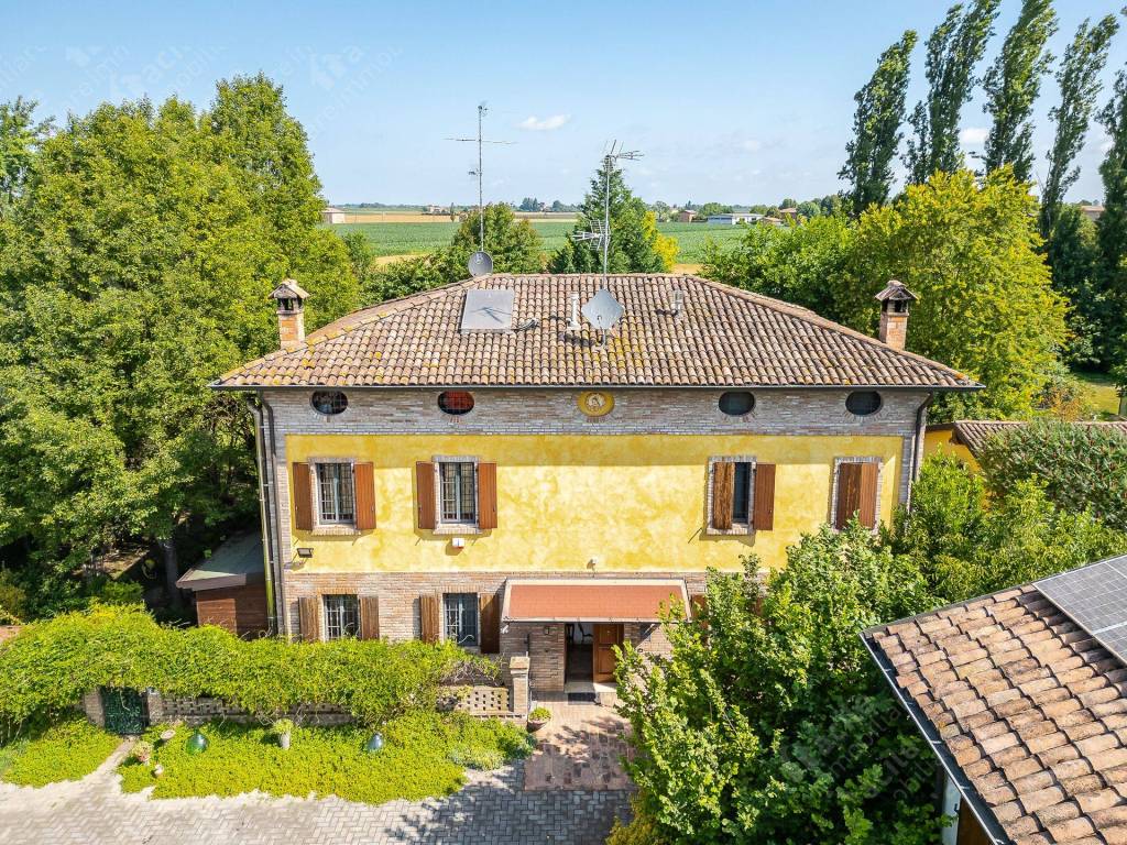 Villetta a schiera a Ravarino in Via Montenero, 41017 Ravarino MO, Italia - Foto 1