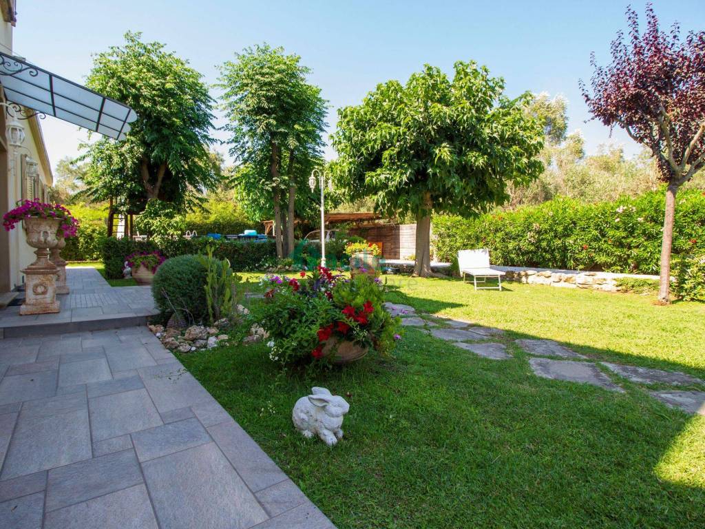 Rustico / casale a Rosignano marittimo in Località Stradone Querciolo, 3, 57016 Rosignano Marittimo LI, Italia - Foto 4