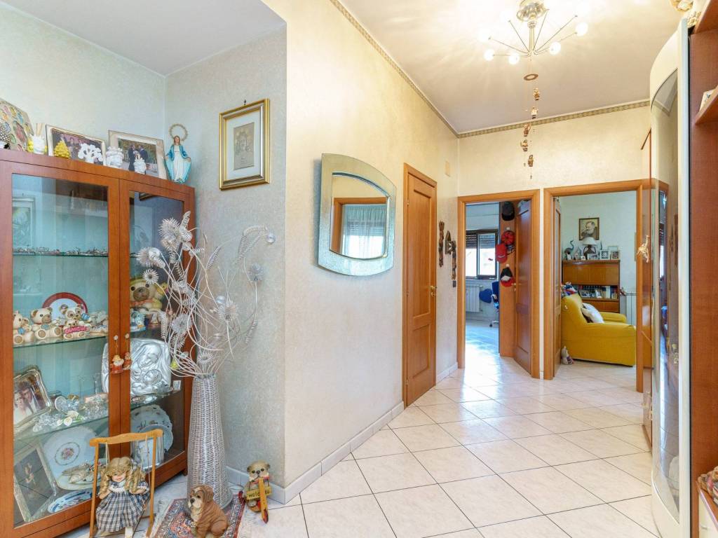 Appartamento a Sant'agata li battiati in Via Salvo D'Acquisto, 6 - Foto 3