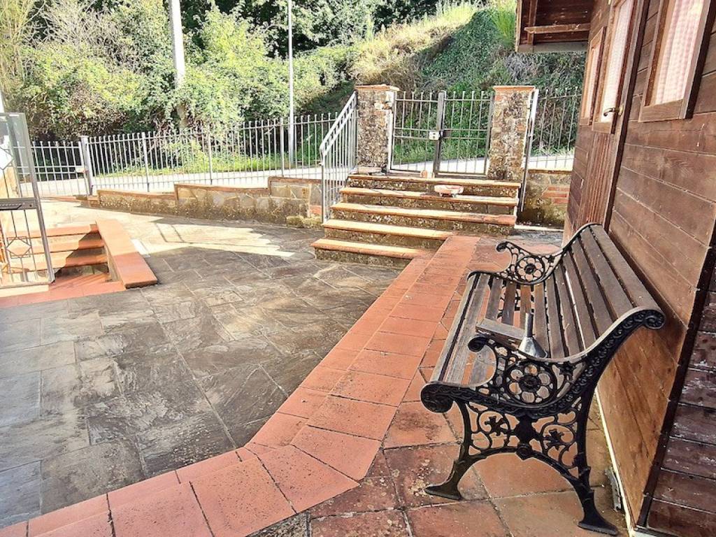 Villa a Montevarchi in Via Arno - Foto 5