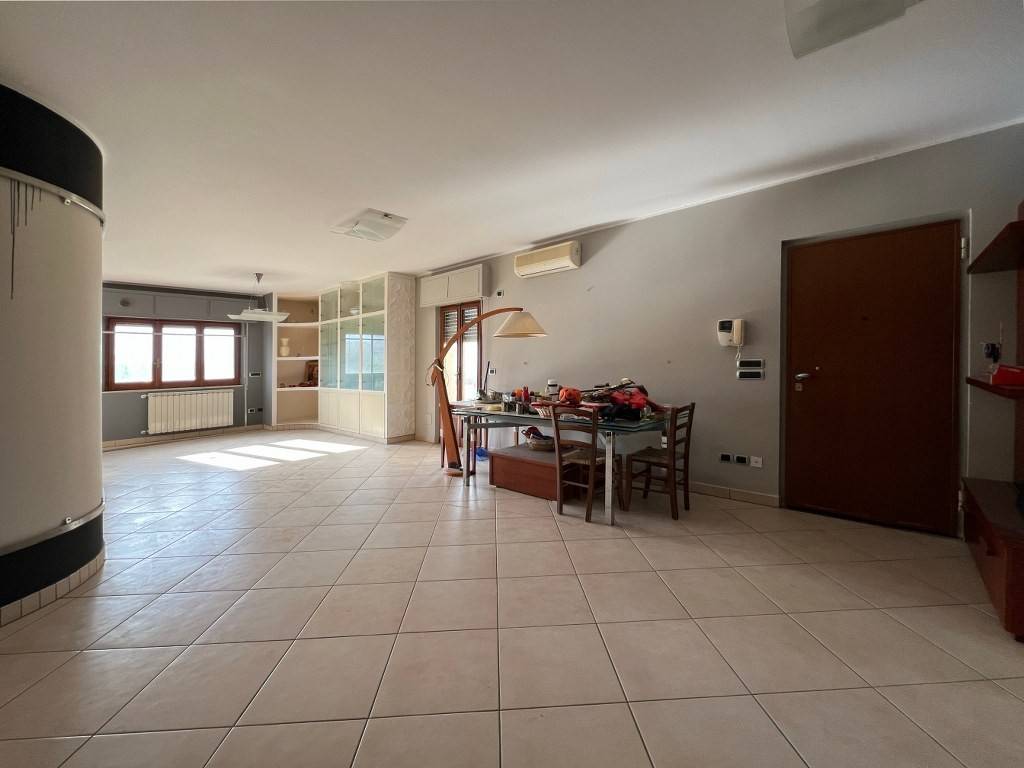 Appartamento a Reggio calabria in Via Lia, 44 - Foto 4