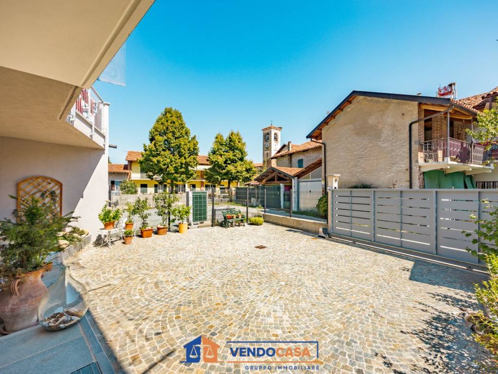 Villa a Savigliano in Via Davide Calandra, 36 - Foto 3