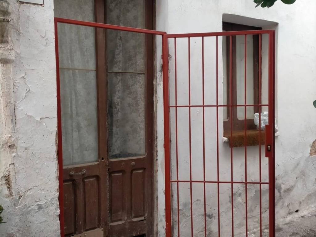 Casa indipendente a Galatone in Via Armando Diaz - Foto 2