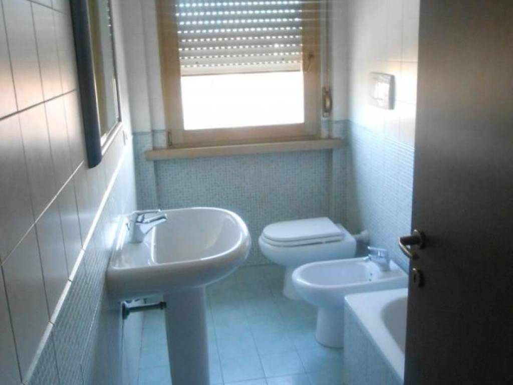 Appartamento a Jesi in Viale del Lavoro - Foto 4