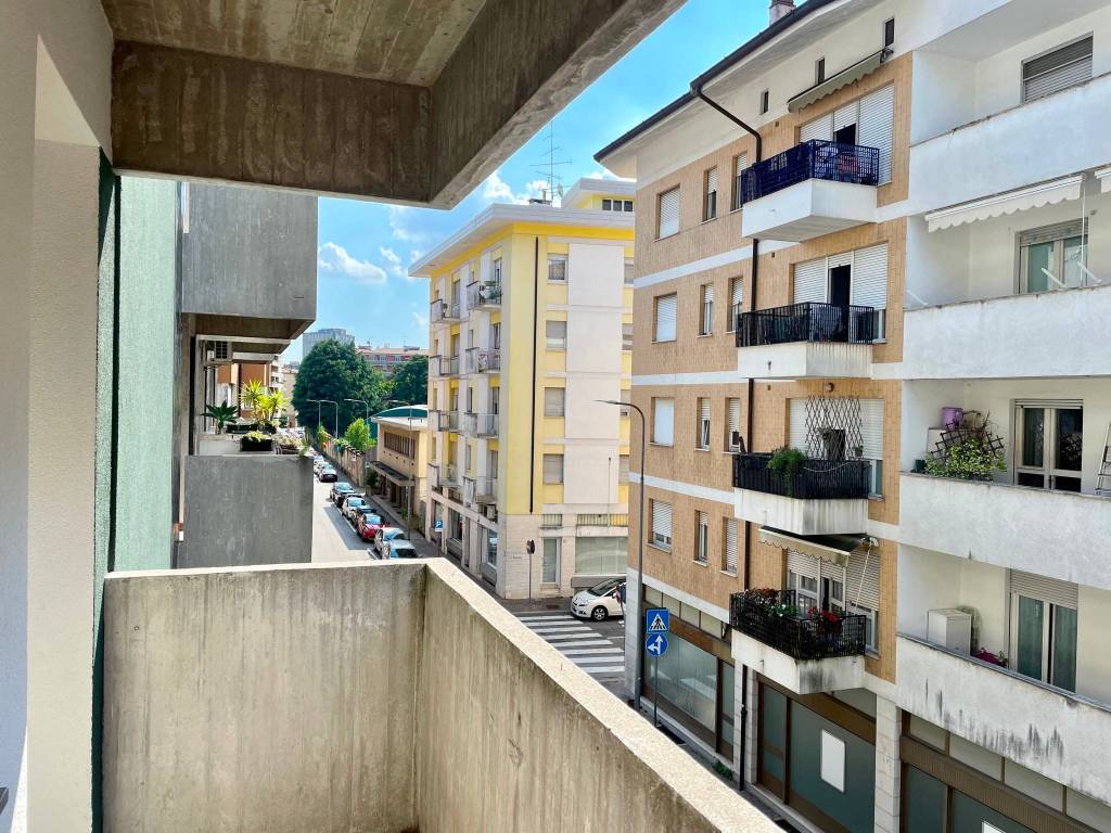 Appartamento a Udine in Via Vittorio Alfieri, 3 - Foto 4