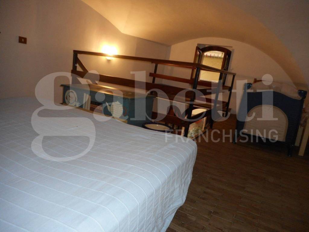 Appartamento a Gaeta in VICO 6 PIAZZA DELLE SIRENE, 4 - Foto 3