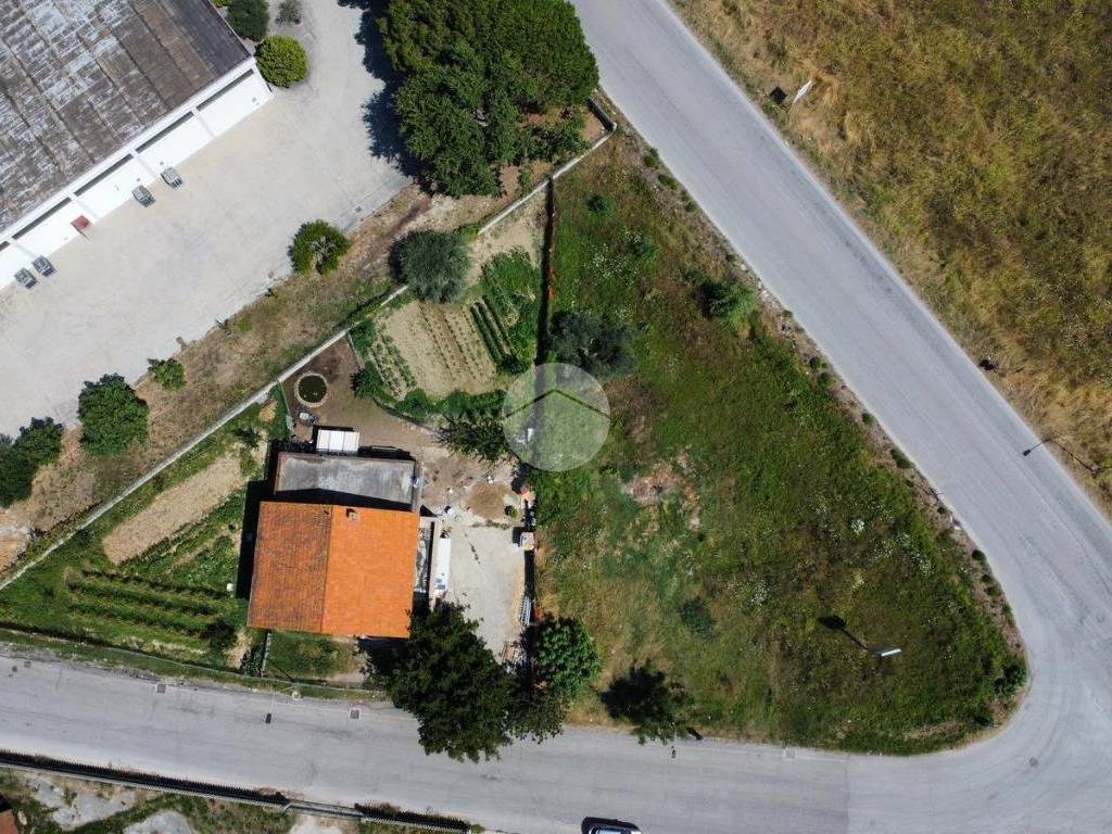 Terreno a Pineto in Via del commercio, 5 - Foto 2