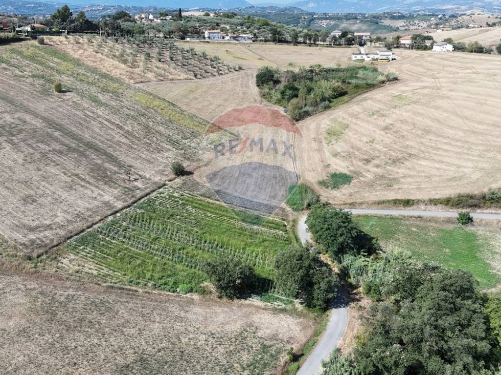 Terreno a Manoppello in via don rocco d'alessandro - Foto 2