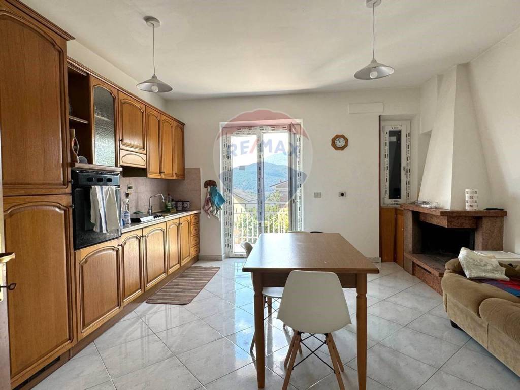 Appartamento a Pizzoli in Via del Casaletto Giorgi, 2 - Foto 4