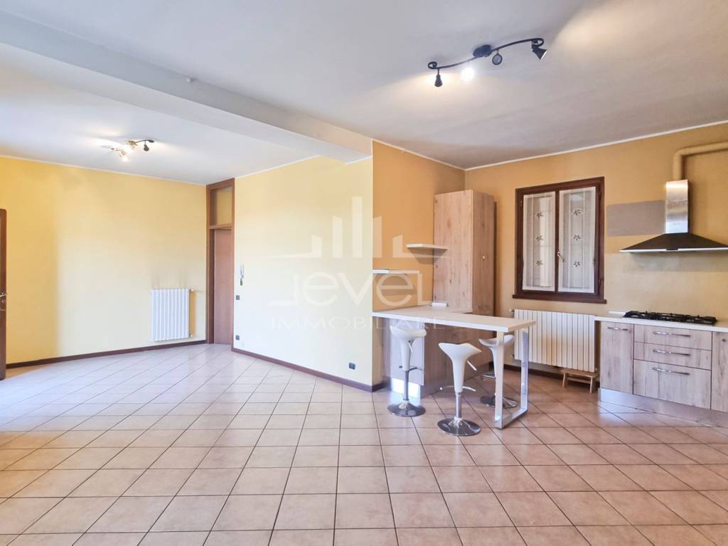 Appartamento a Casatenovo in Via della Resistenza - Foto 4