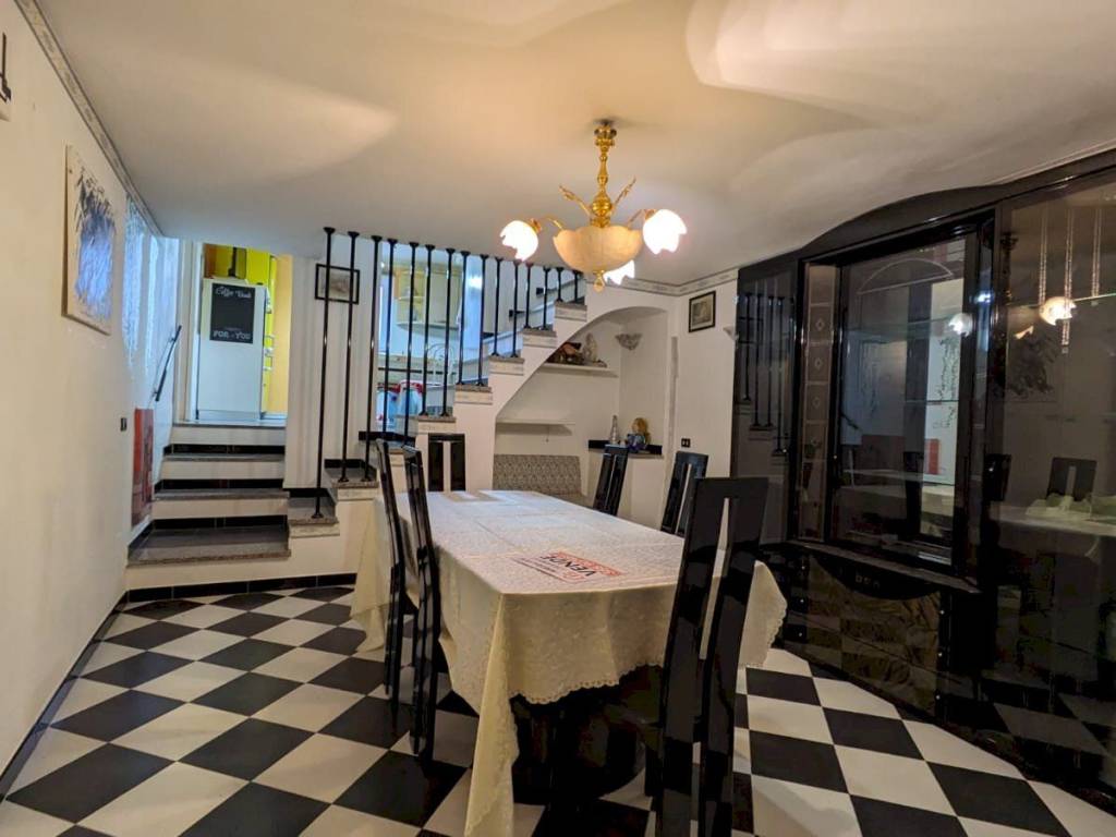 Casa indipendente a Roccamandolfi in Via San Sebastiano, 3 - Foto 3