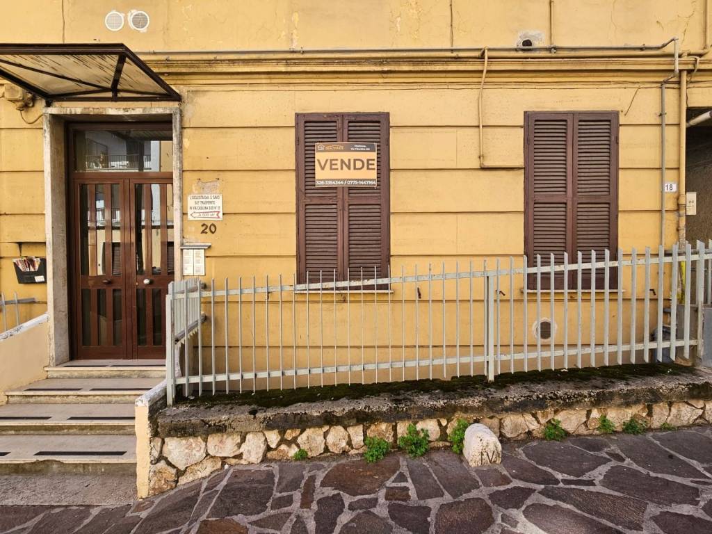 Appartamento a Frosinone in Viale Guglielmo Marconi, 1 - Foto 3