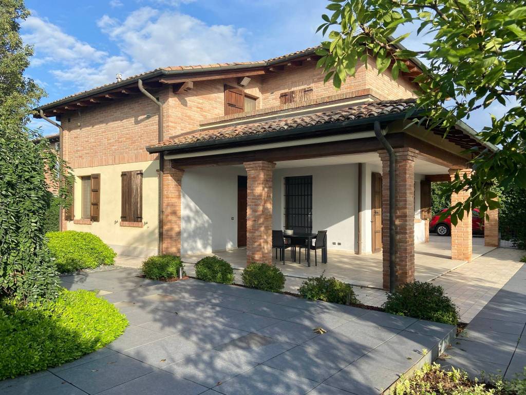 Villa a Castelfranco emilia in Via dei Mille - Foto 2