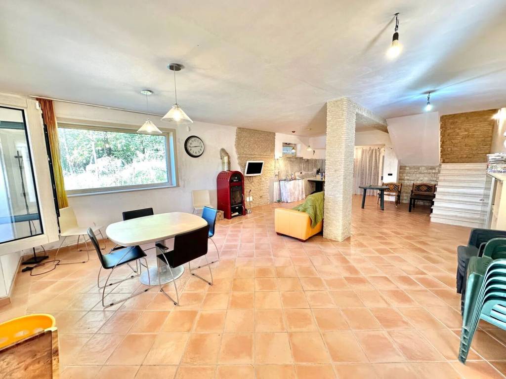 Villa a Campobasso in Via Coste D'Oratino S.N.C. - Foto 3