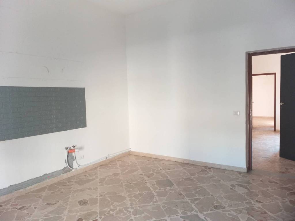 Casa indipendente a Castelvetrano in via Alcide de Gasperi - Foto 2