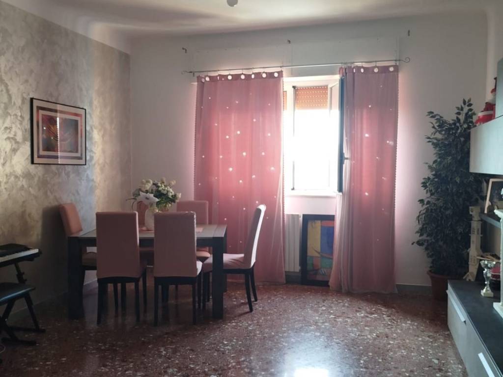 Appartamento a Taranto in Via Cagliari, 15 - Foto 3