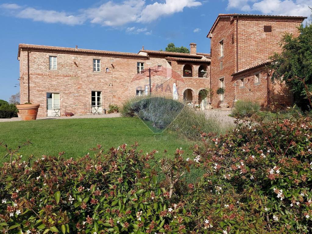 Rustico / casale a Foiano della chiana in Via della selce - Foto 2