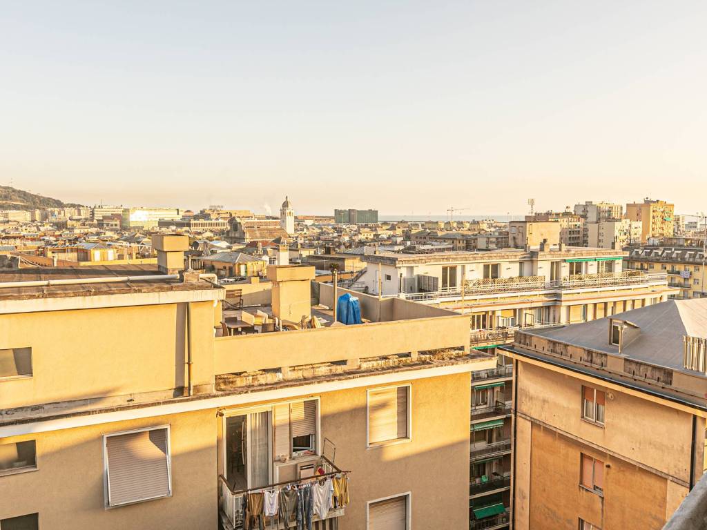 Appartamento a Genova in Via Giordano, 80 - Foto 2