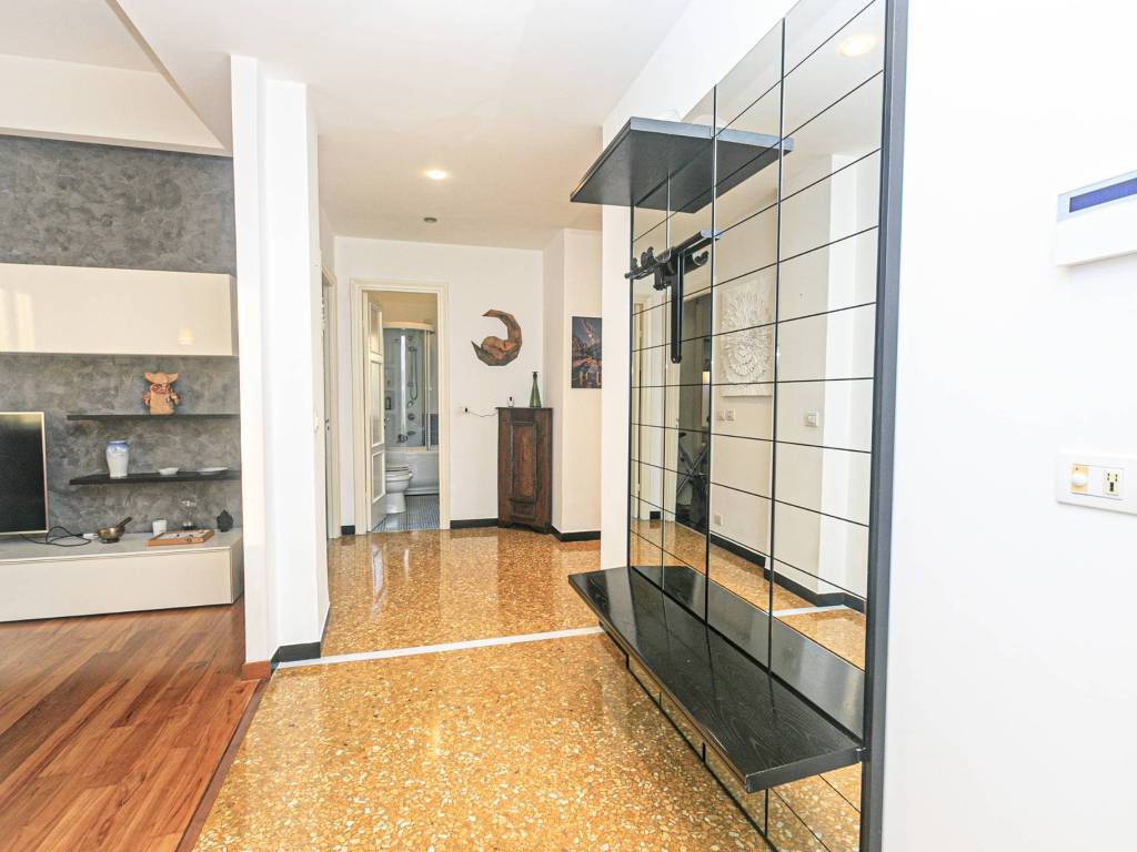 Appartamento a Genova in Via Giordano, 80 - Foto 4