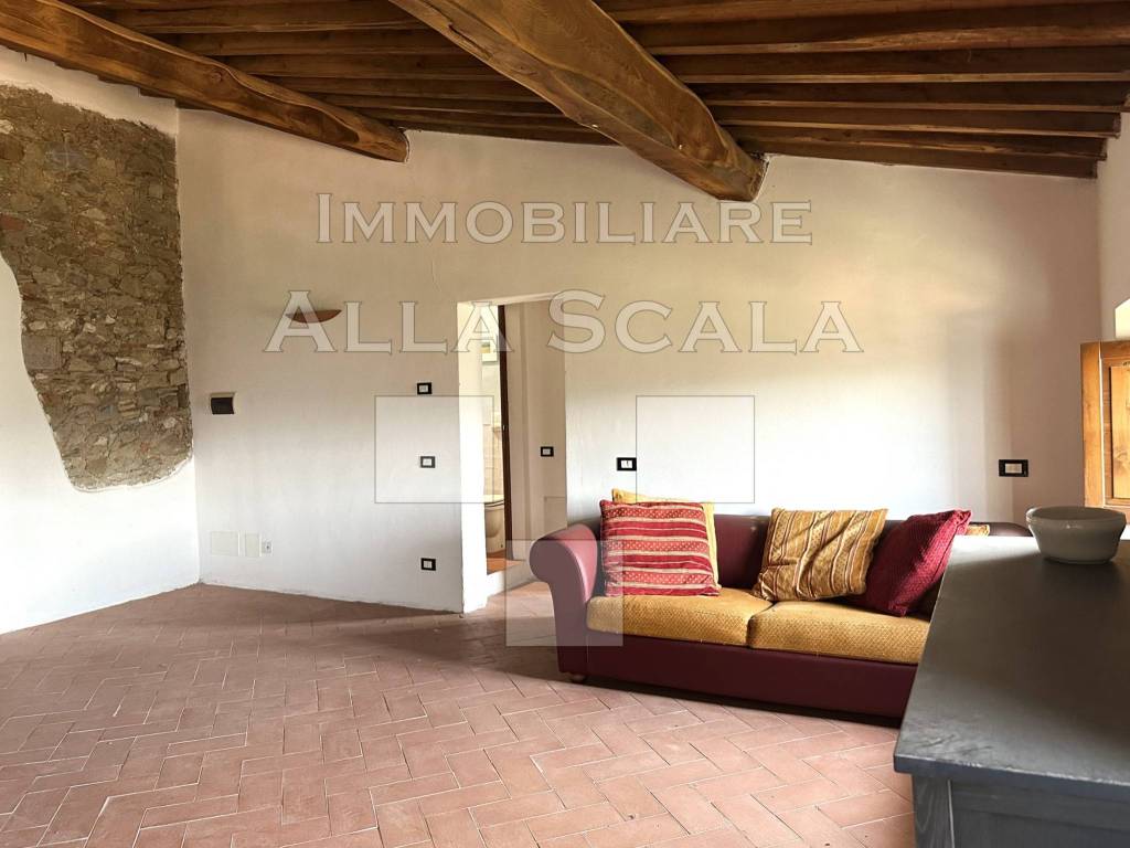 Appartamento a Castagneto carducci in Via Varese - Foto 2