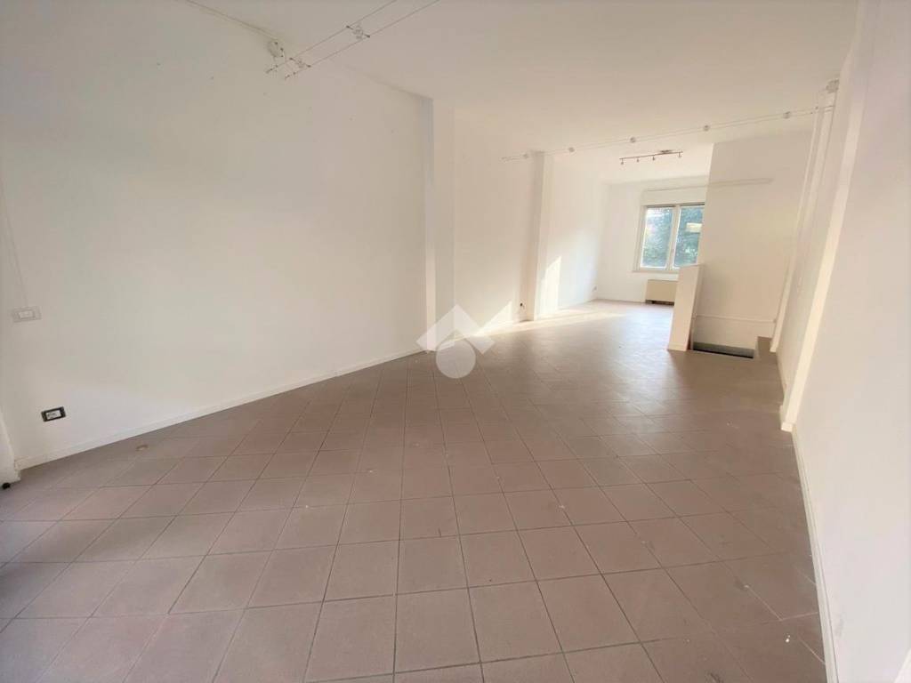 Box / garage a Borgo virgilio in Via Cisa - Foto 5