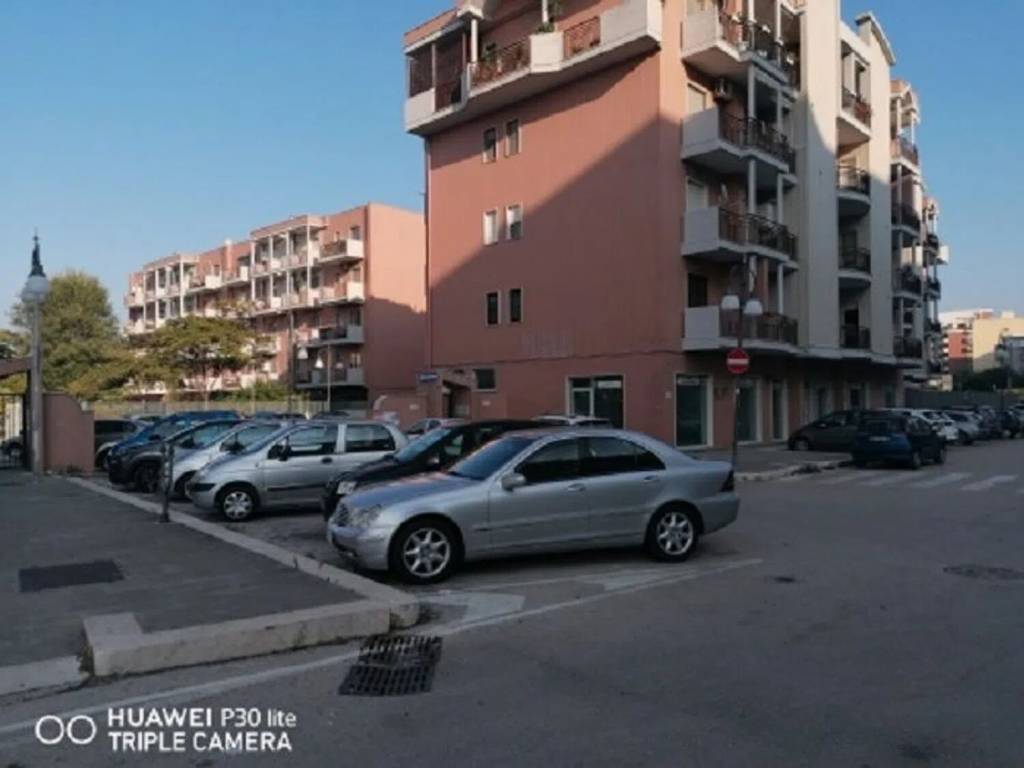 Box / garage a Foggia in Viale Manfredi, 11 - Foto 1