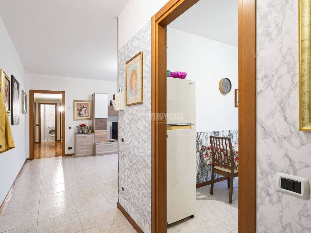 Appartamento a Oggiono in Via Montello - Foto 2