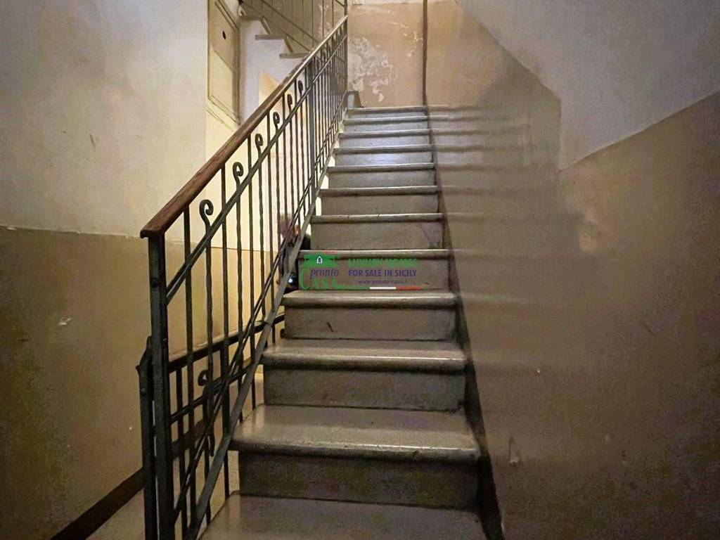 Appartamento a Ragusa in VIA CESARE BATTISTI - Foto 4