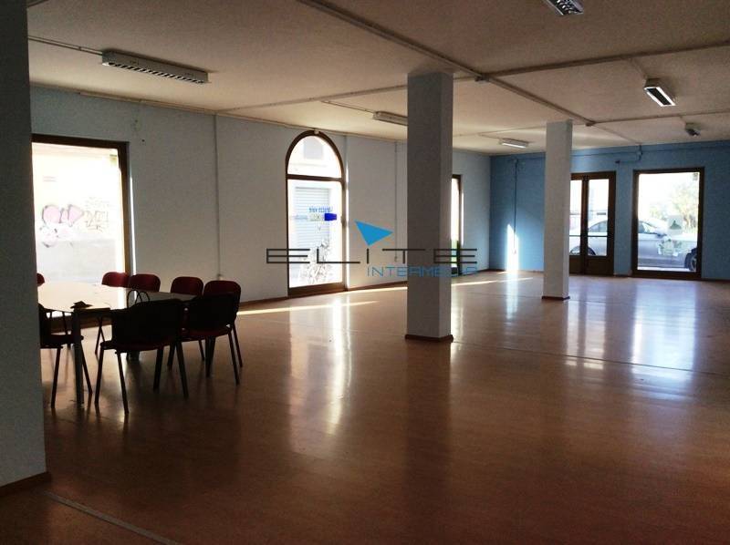 Immobile a Pescara in Piazza Unione angolo corso Mantonè - Foto 3